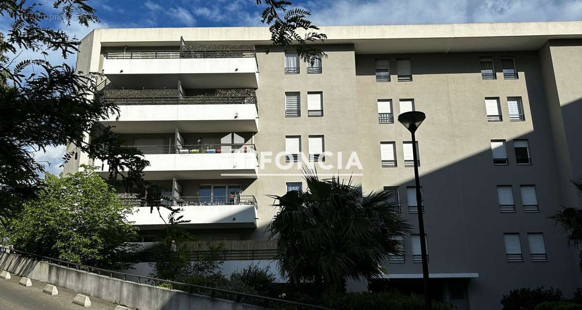 Appartement à MARSEILLE-11E