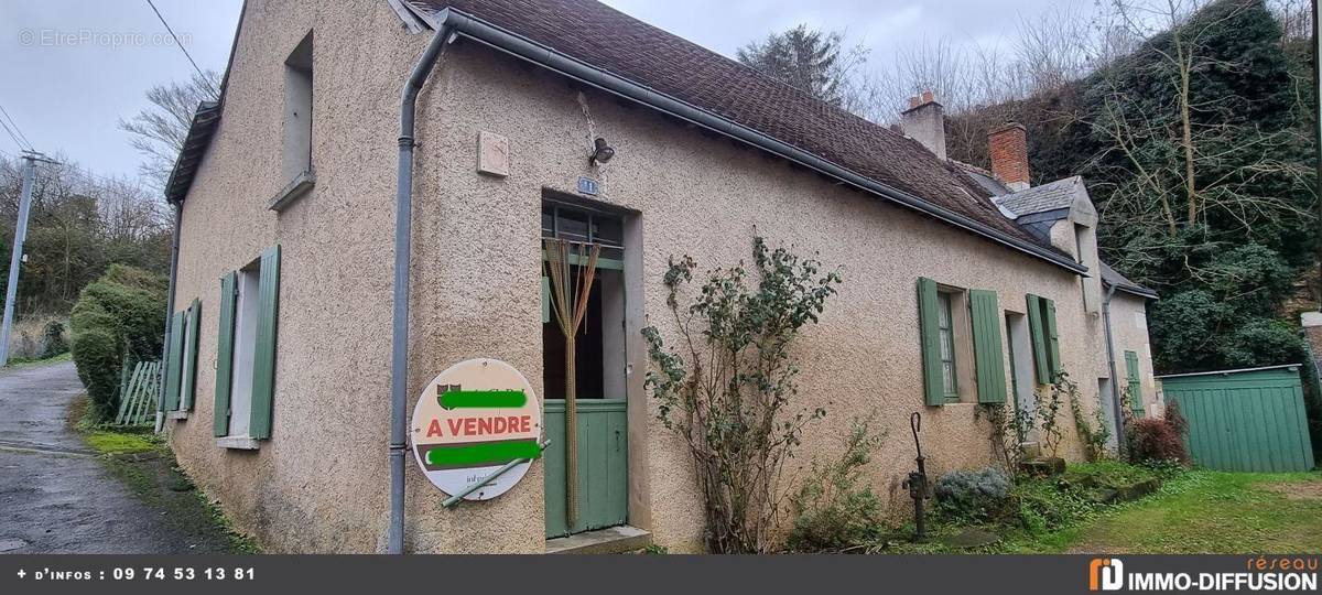 Maison à LA CHARTRE-SUR-LE-LOIR