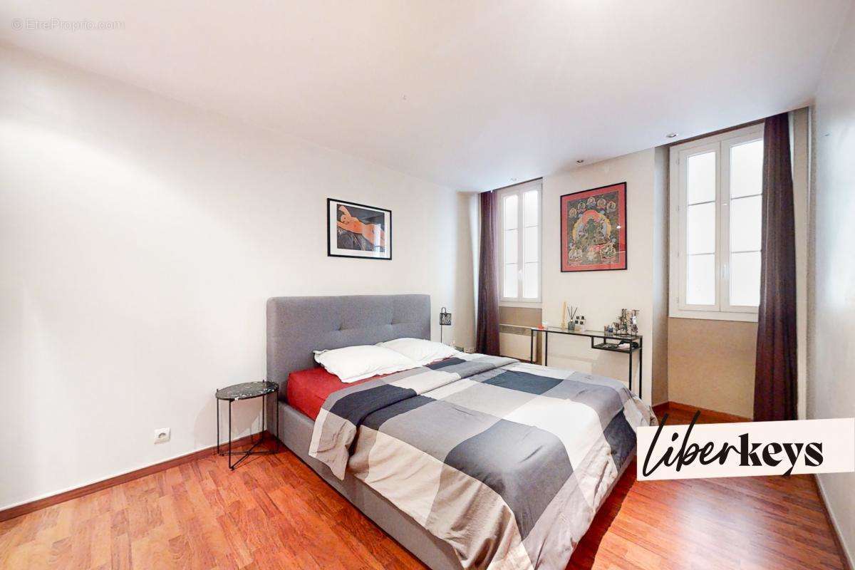 Appartement à MARSEILLE-2E