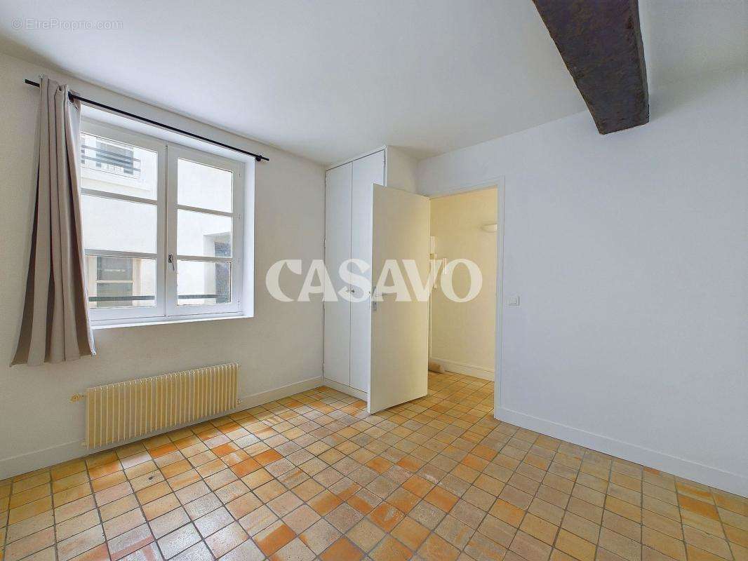 Appartement à PARIS-4E