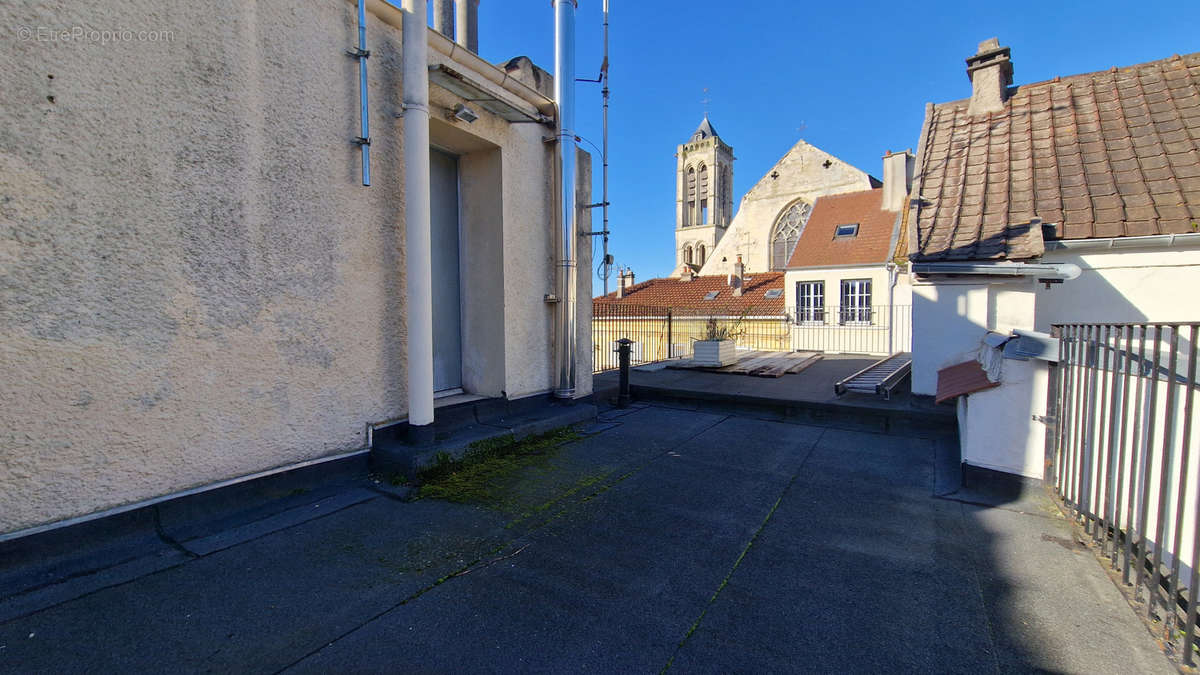 Appartement à LOUVRES