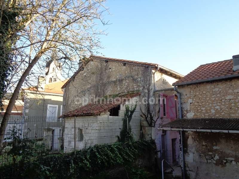 Maison à TOCANE-SAINT-APRE