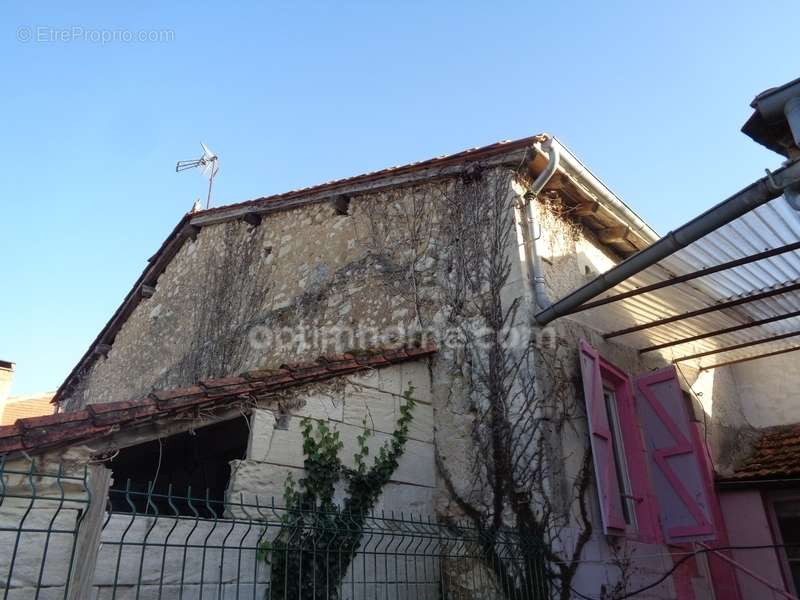 Maison à TOCANE-SAINT-APRE