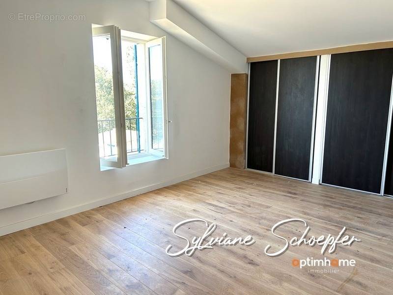 Appartement à BOLLENE