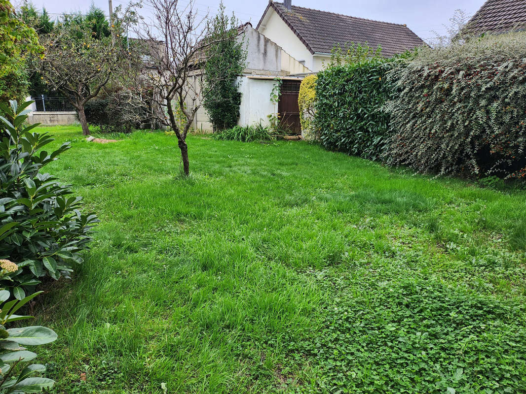 Maison à SAVIGNY-SUR-ORGE