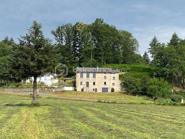 Maison à LA SALVETAT-SUR-AGOUT