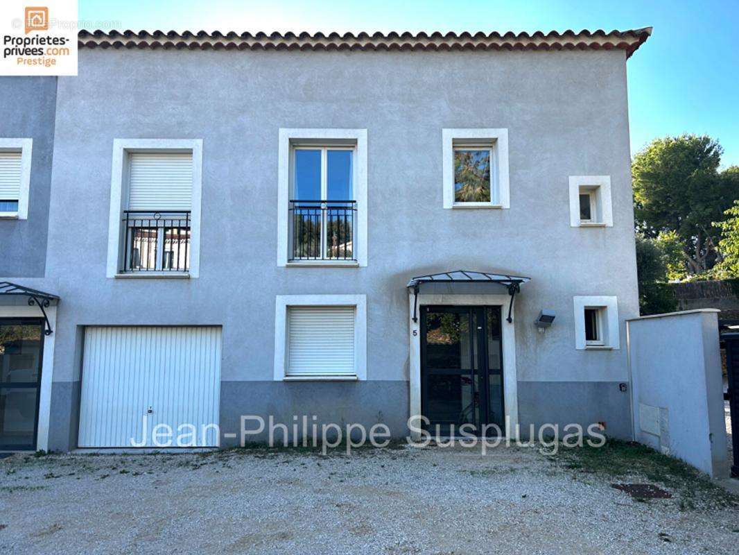 Appartement à SAINT-CYR-SUR-MER