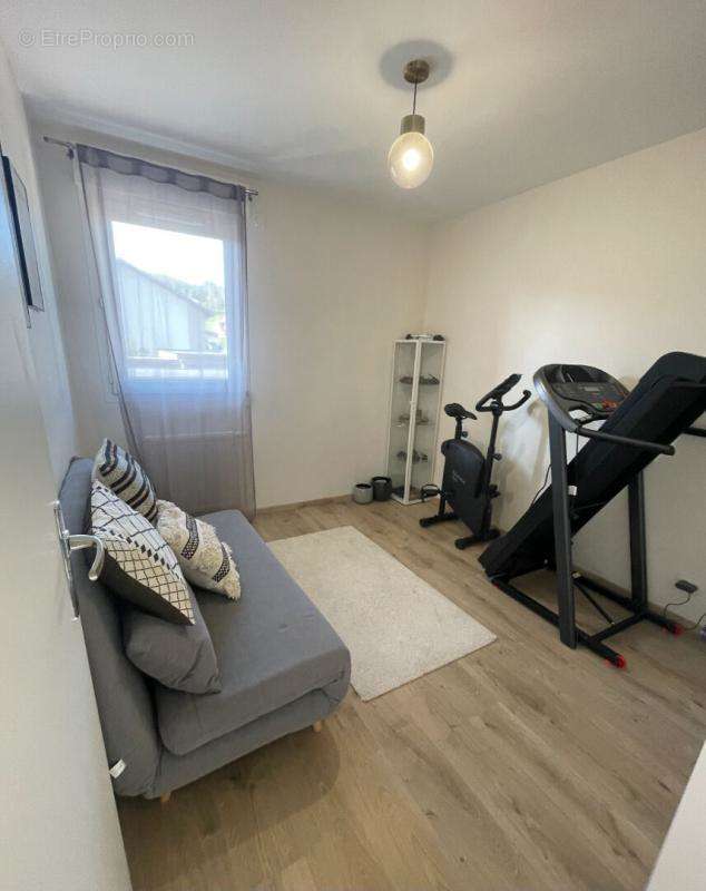 Appartement à SAINT-MARTIN-BELLEVUE