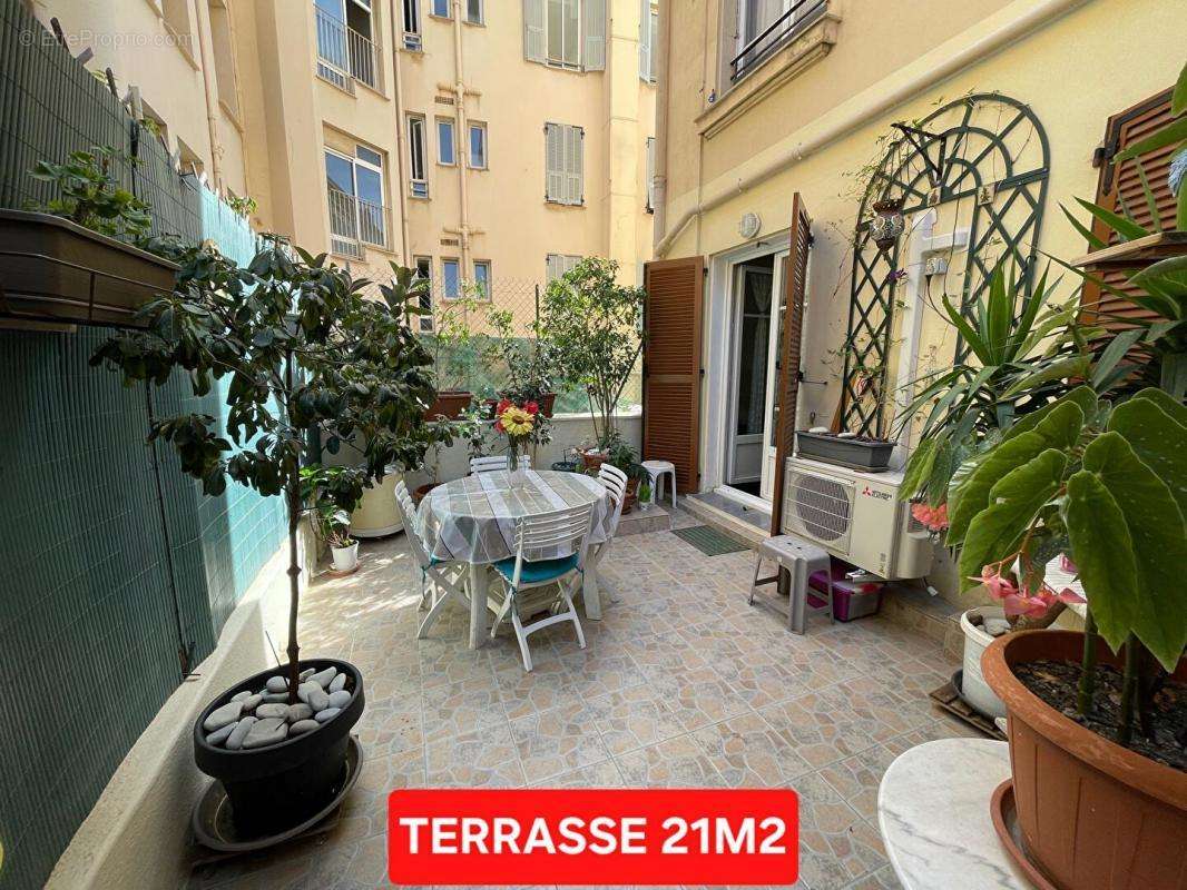 Appartement à NICE