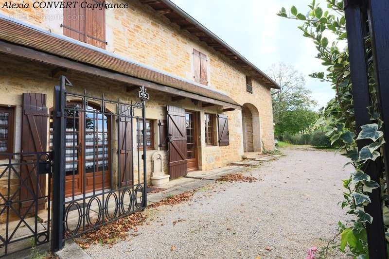 Maison à CUISEAUX