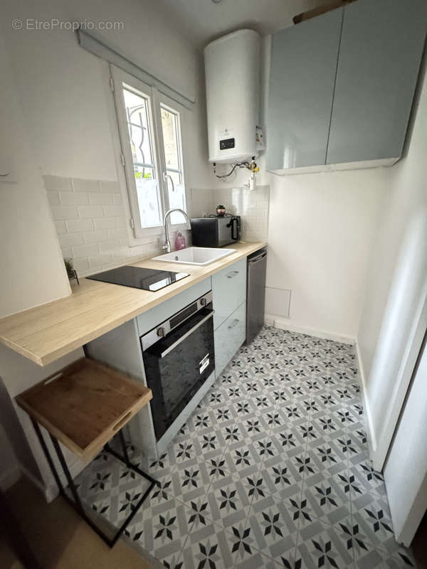 Appartement à PARIS-20E