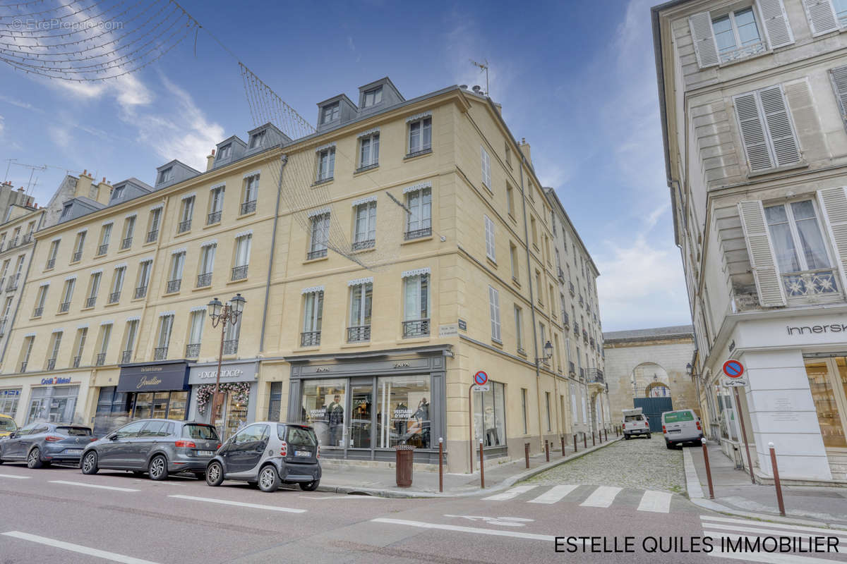 Appartement à VERSAILLES