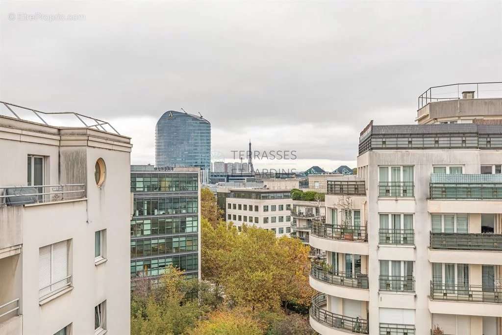 Appartement à ISSY-LES-MOULINEAUX