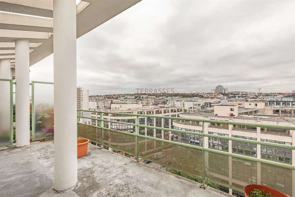 Appartement à ISSY-LES-MOULINEAUX