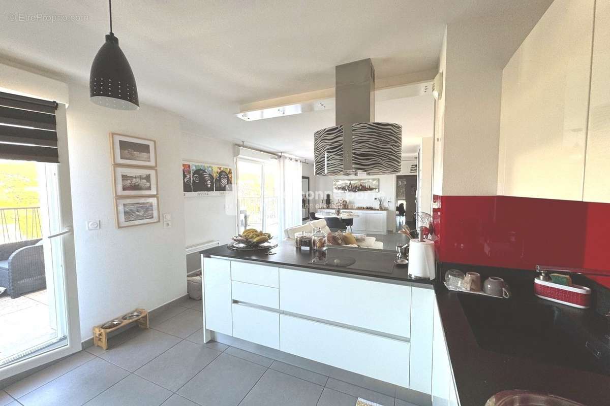 Appartement à MARSEILLE-9E