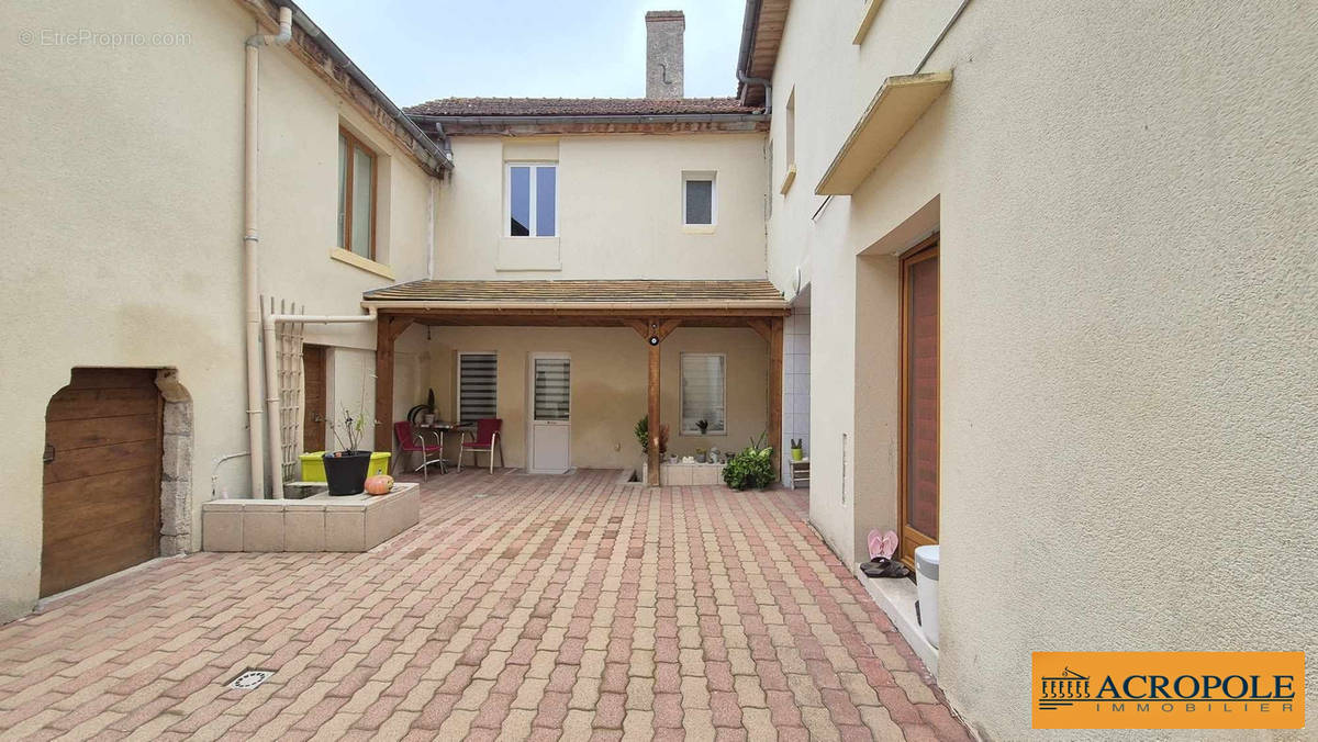 Appartement à BEAULIEU-SUR-LOIRE