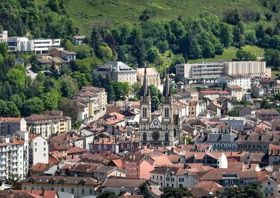 Commerce à VOIRON