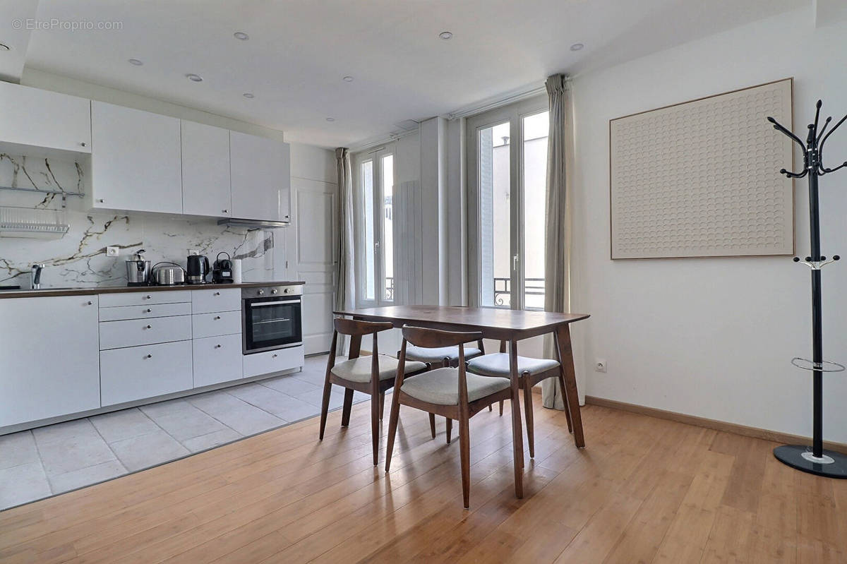 Appartement à COLOMBES