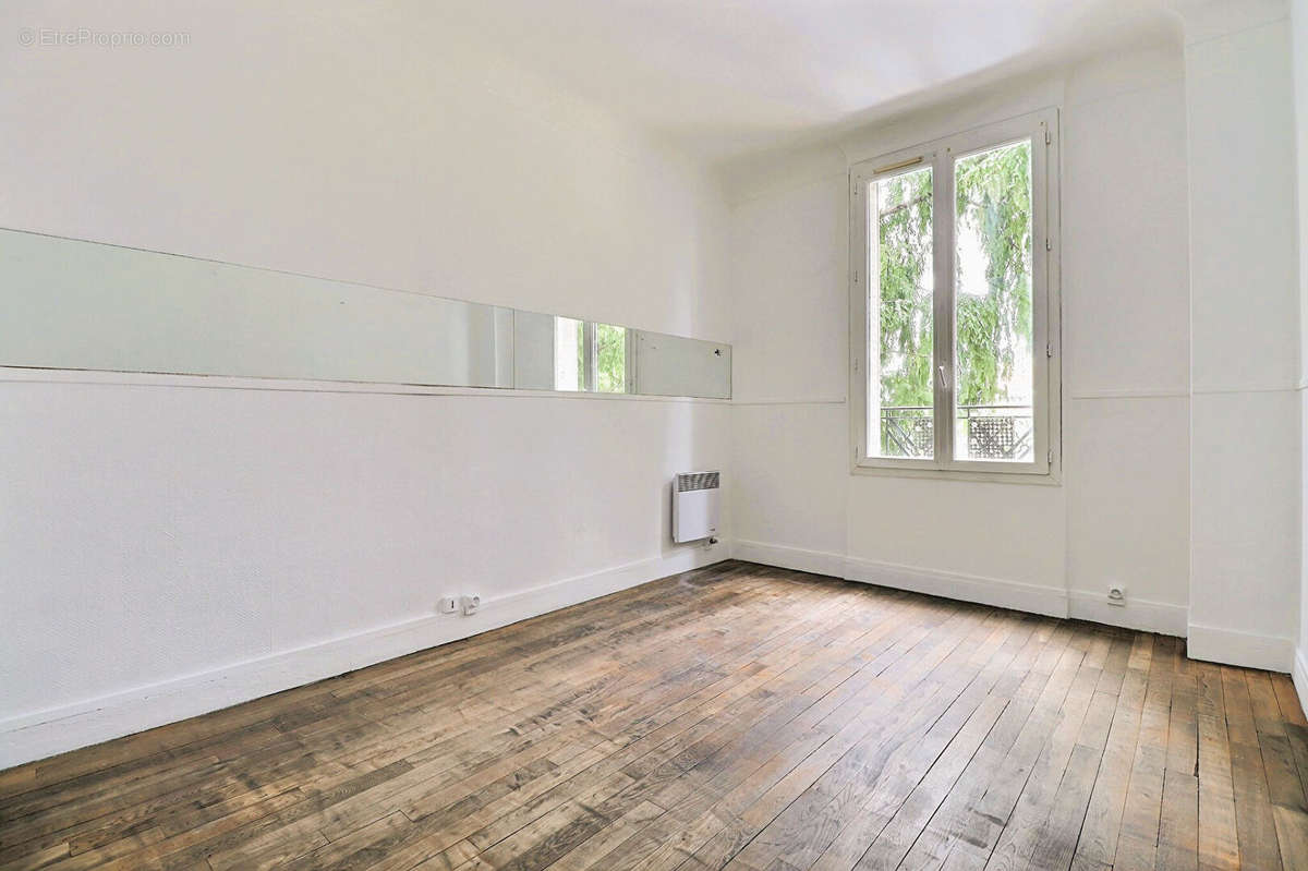 Appartement à AUBERVILLIERS