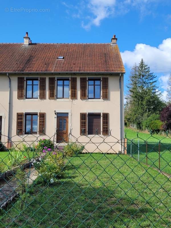 Maison à CHAMPENOUX