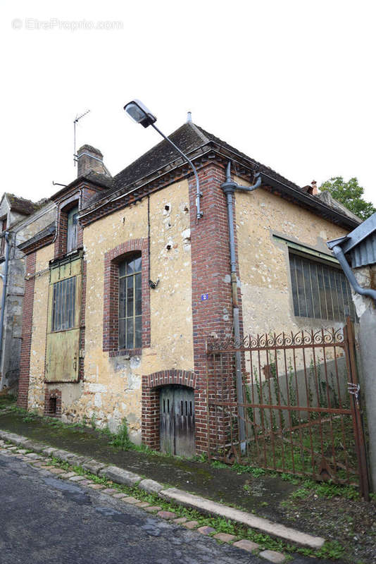 Maison à REMALARD