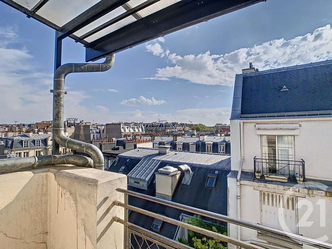 Appartement à PARIS-14E