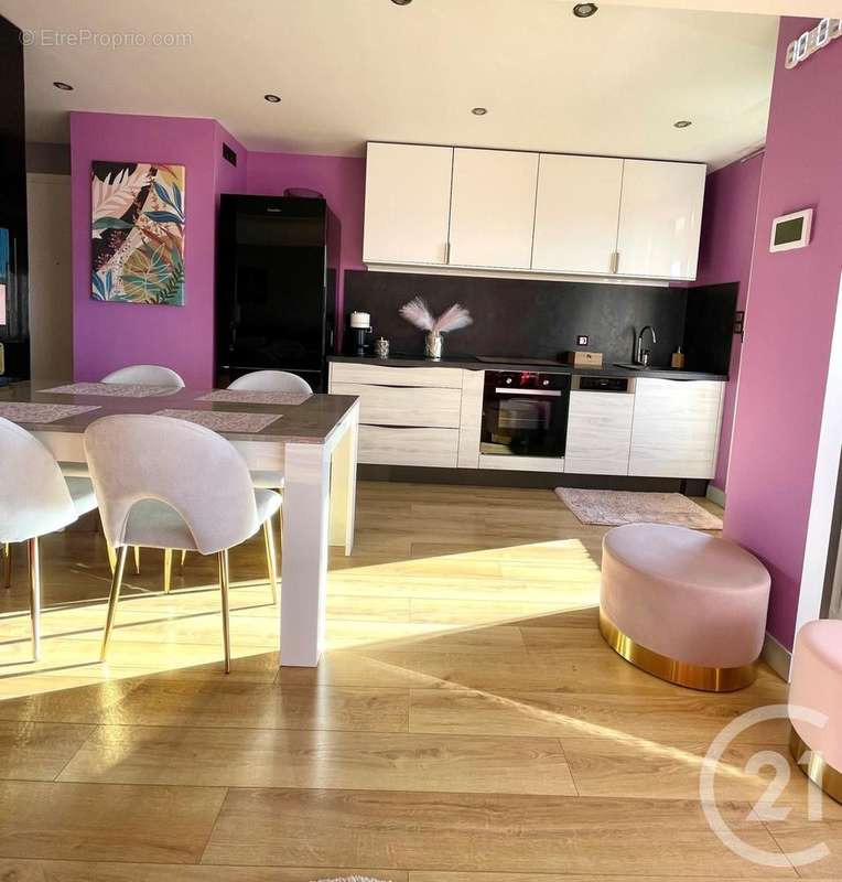 Appartement à MARSEILLE-4E