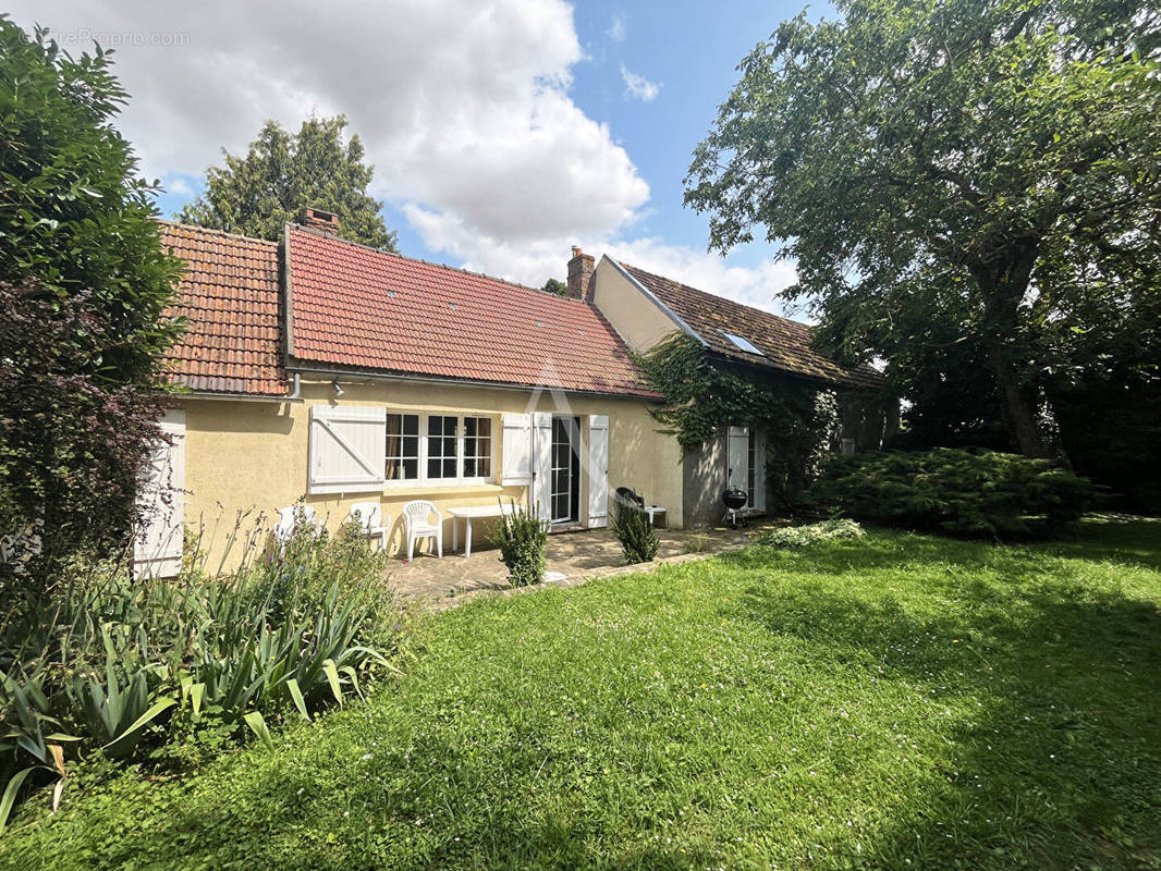 Maison à DOURDAN