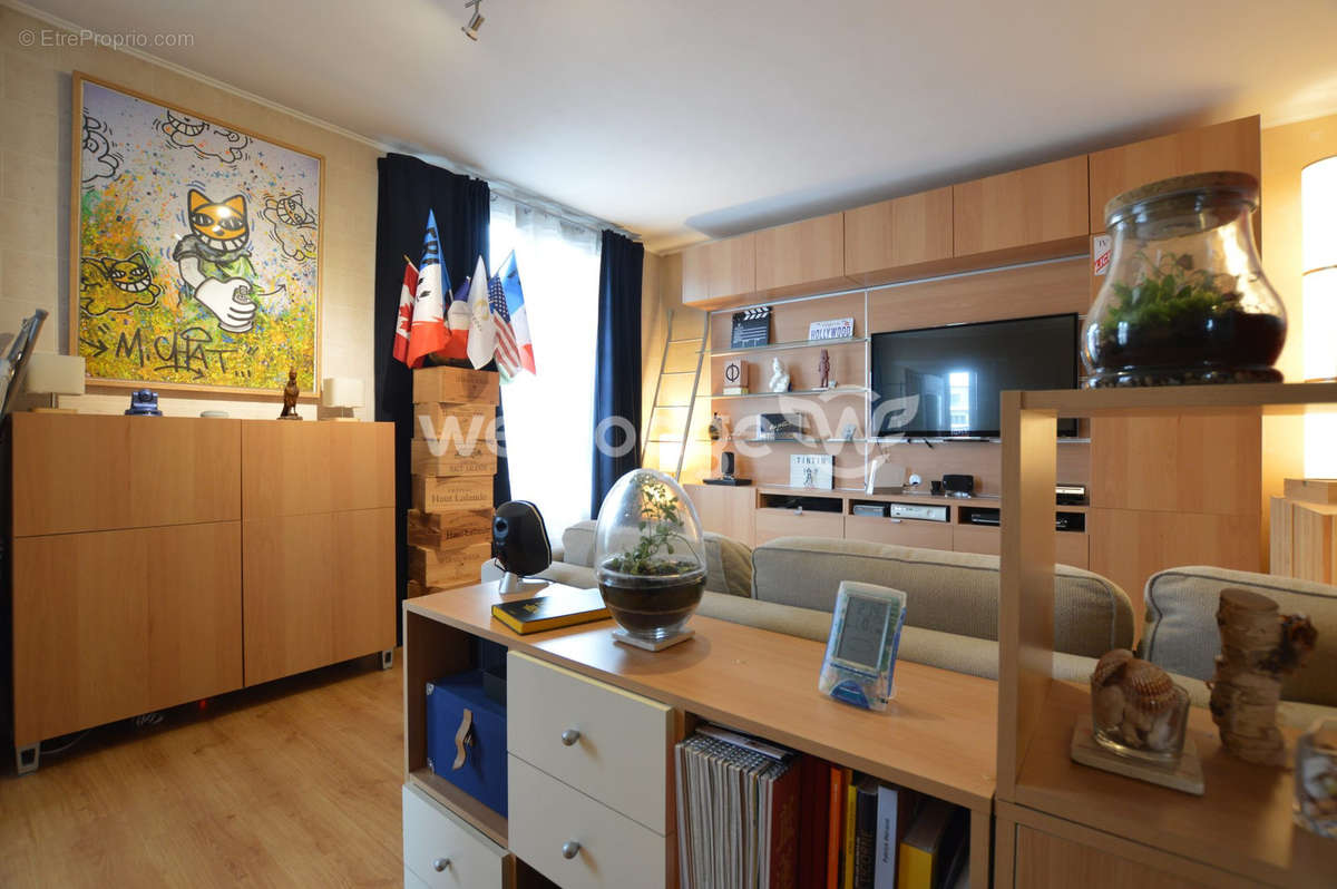 Appartement à SARTROUVILLE