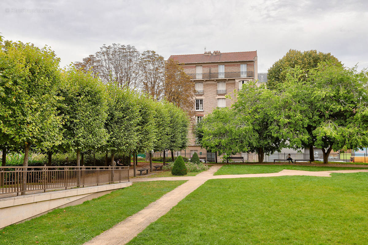 Appartement à COLOMBES