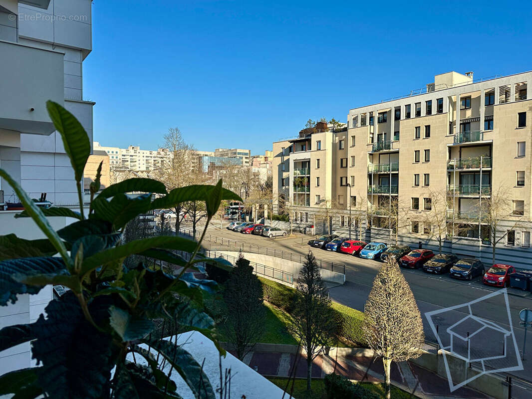 Appartement à MONTIGNY-LE-BRETONNEUX