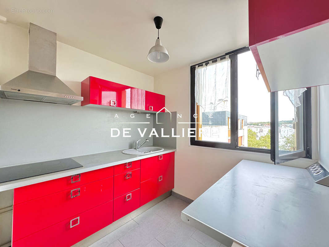 Appartement à NANTERRE