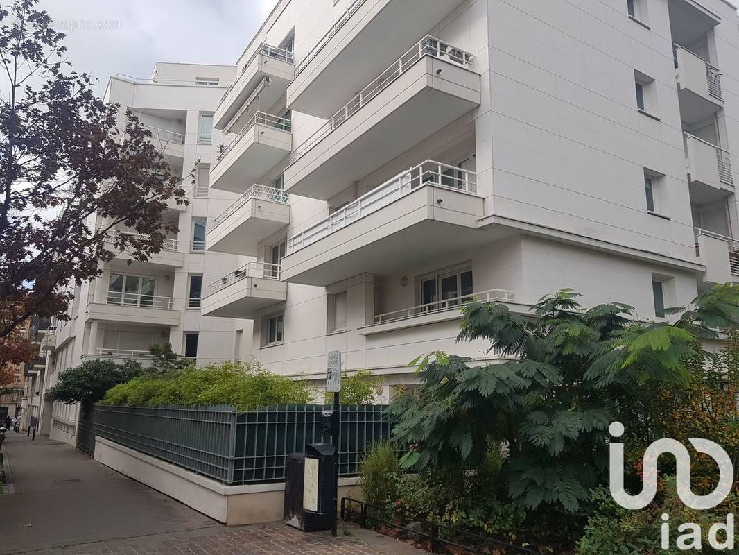 Photo 1 - Appartement à COURBEVOIE