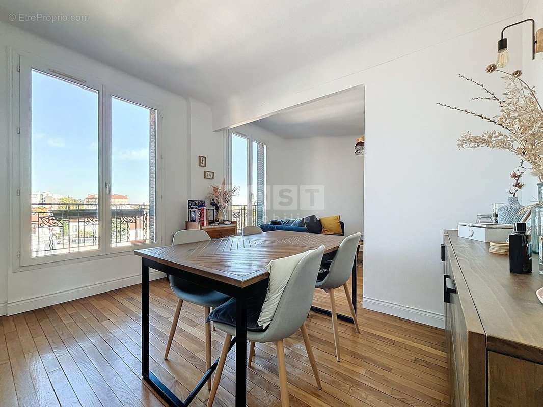 Appartement à COLOMBES