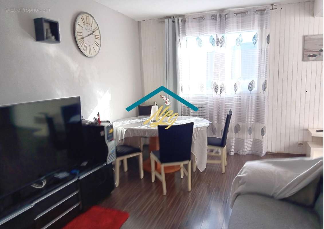 Appartement à SASSENAGE