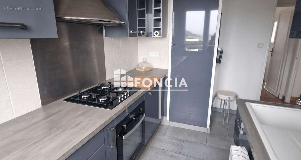 Appartement à MARSEILLE-9E