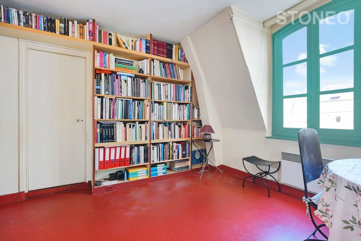 Appartement à PARIS-2E