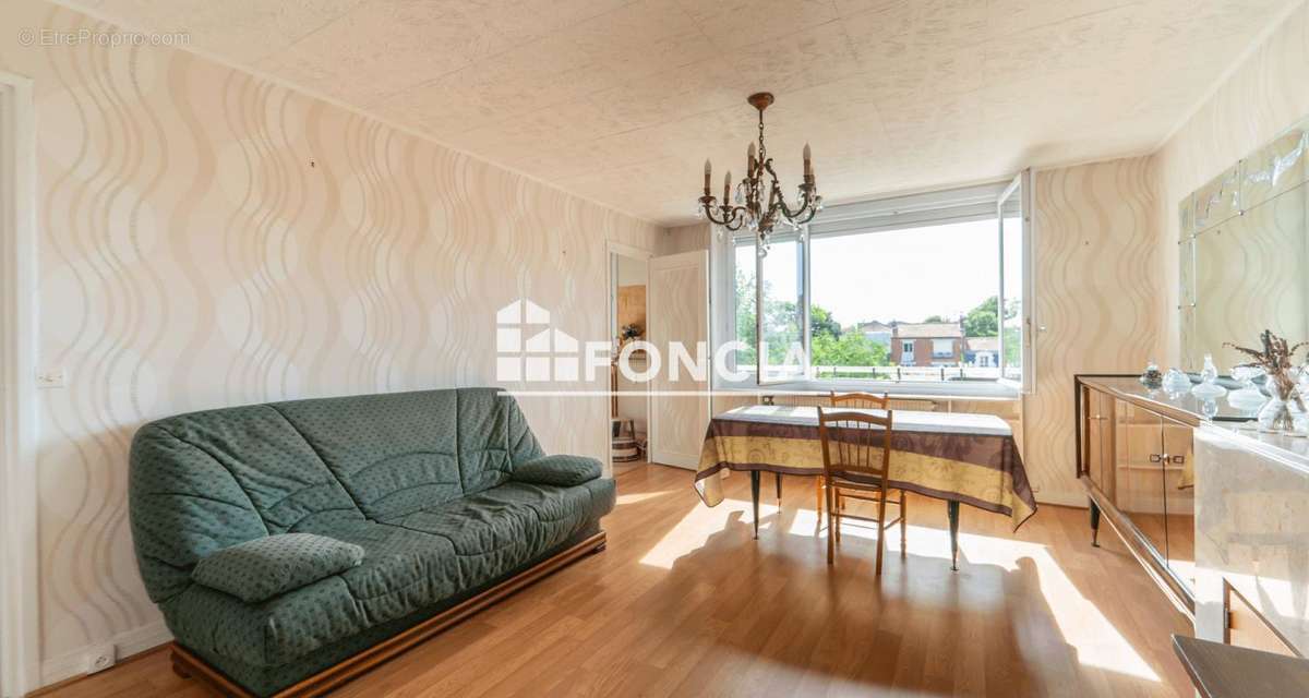 Appartement à ENGHIEN-LES-BAINS