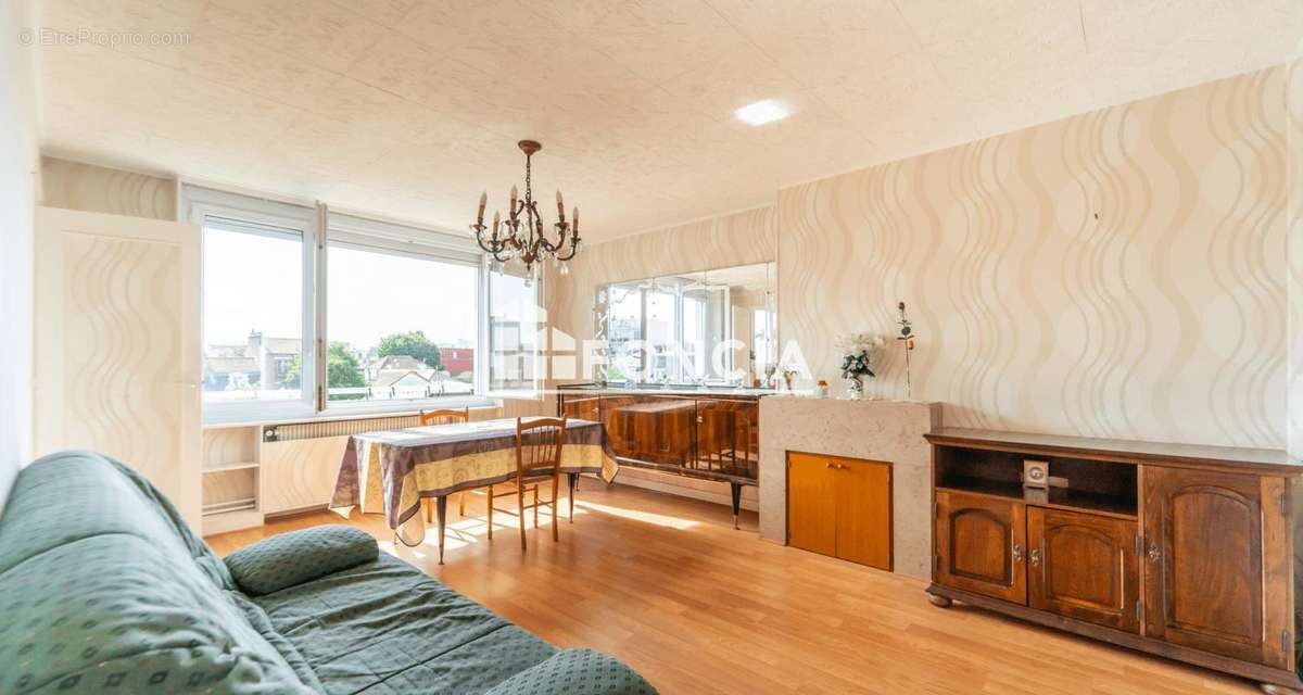 Appartement à ENGHIEN-LES-BAINS