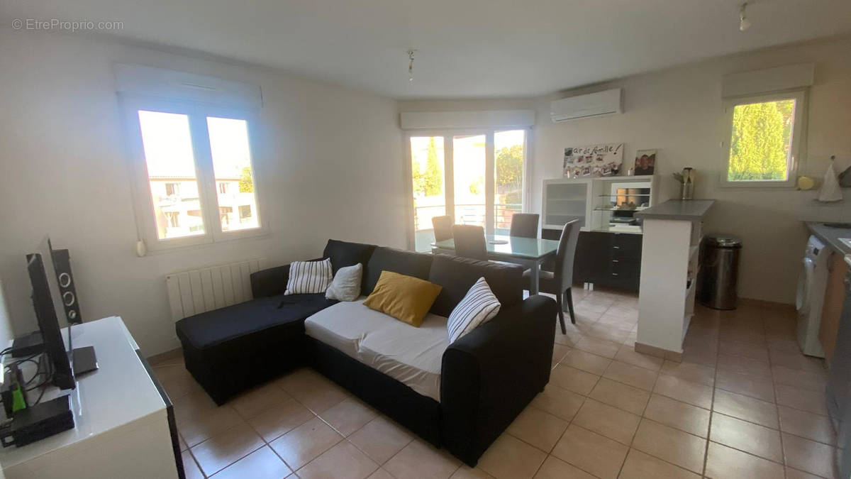 Appartement à VILLENEUVE-LES-AVIGNON