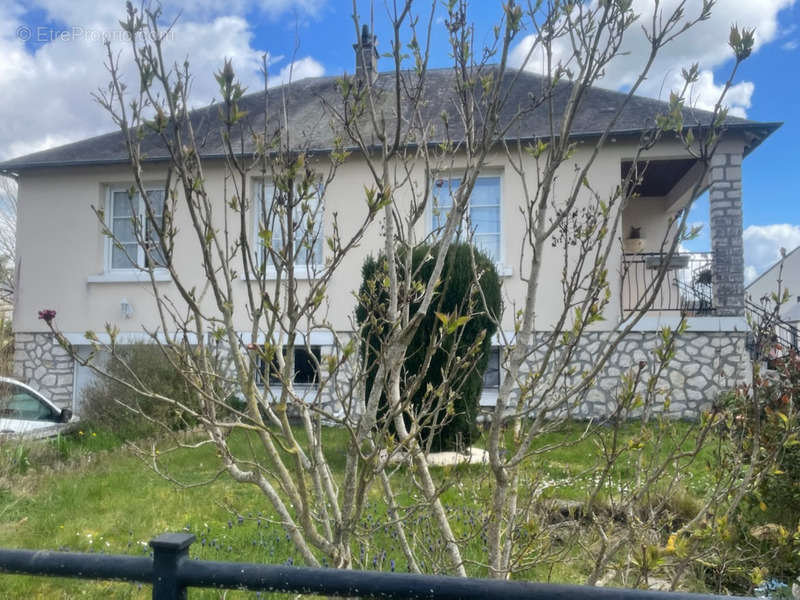 Maison à LA CROIX-EN-TOURAINE