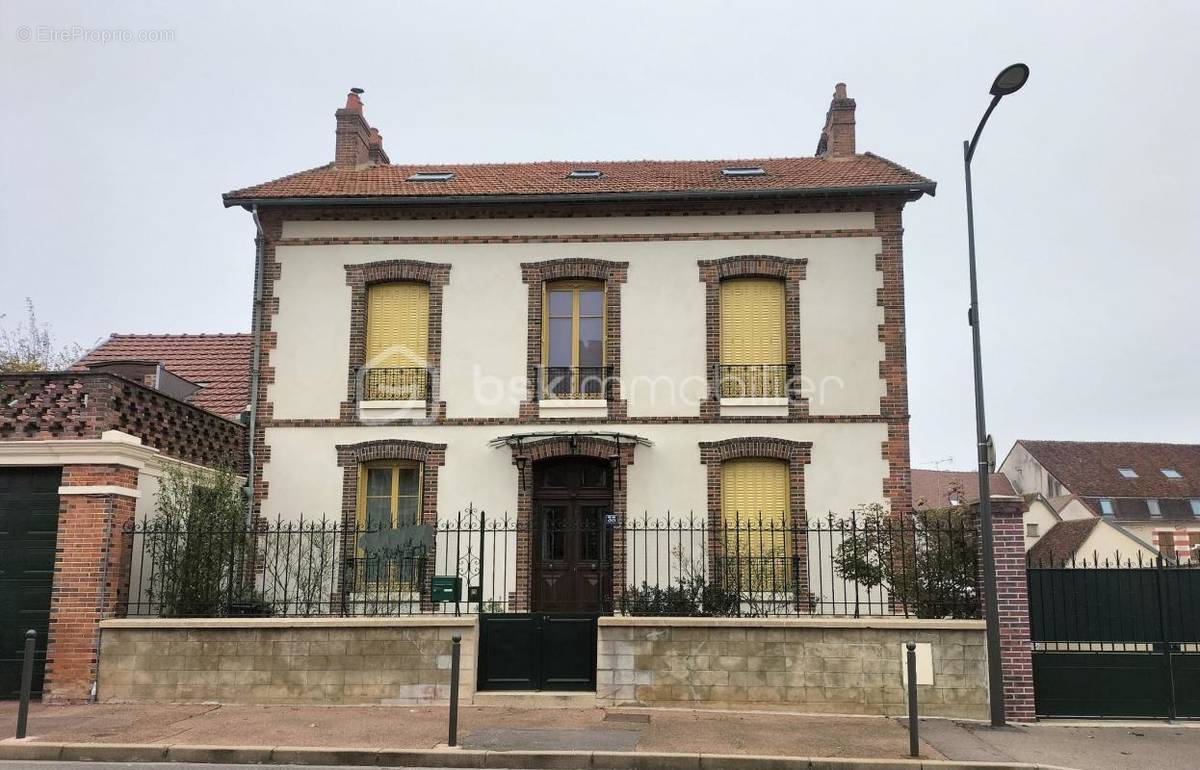 Maison à SAINT-FLORENTIN