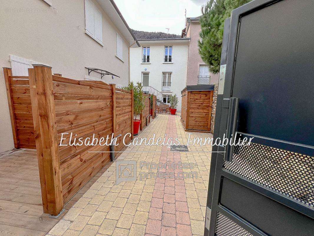 Appartement à BAGNERES-DE-LUCHON