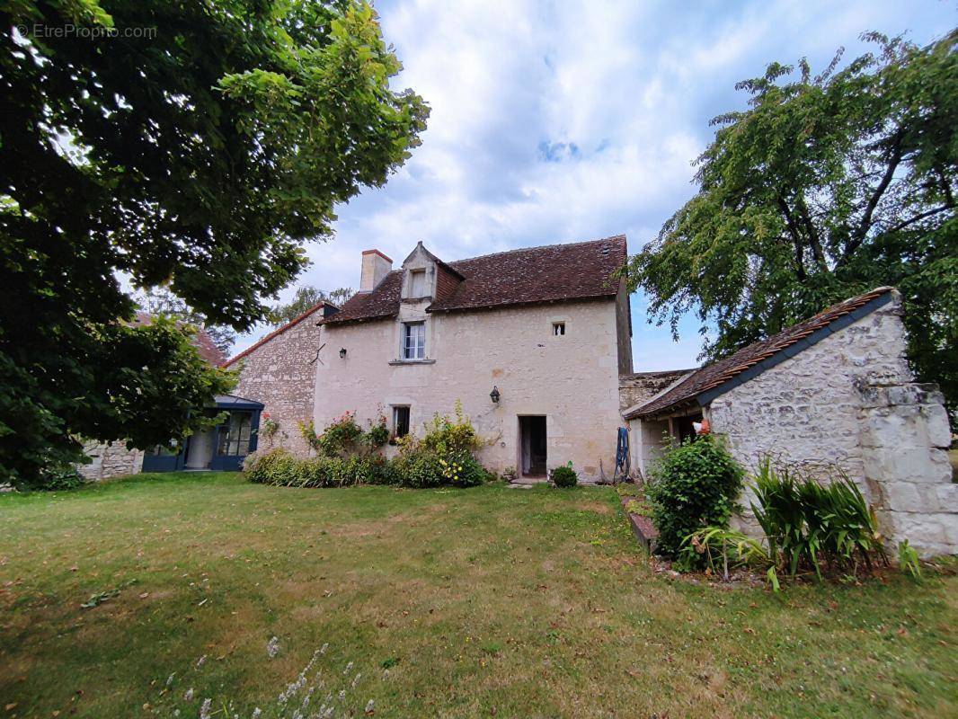 Maison à MARCILLY-SUR-VIENNE