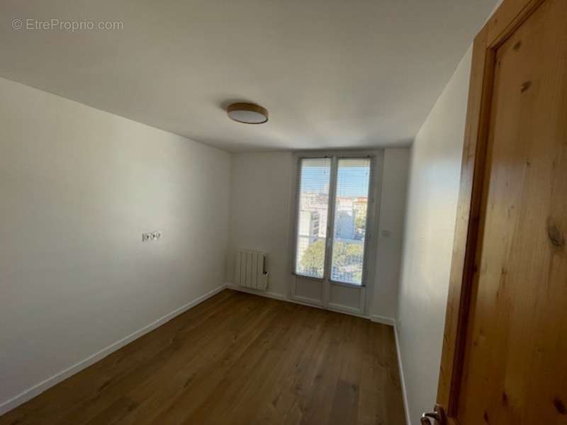 Appartement à MARSEILLE-9E