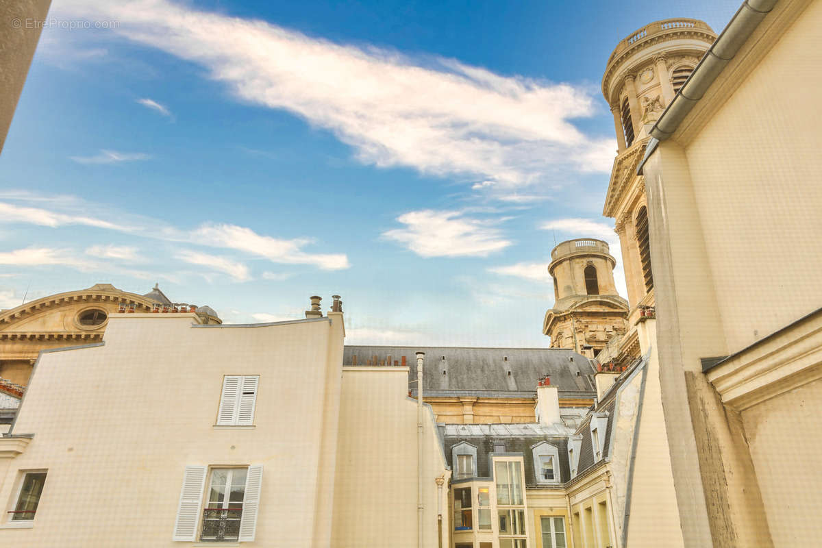 Appartement à PARIS-6E