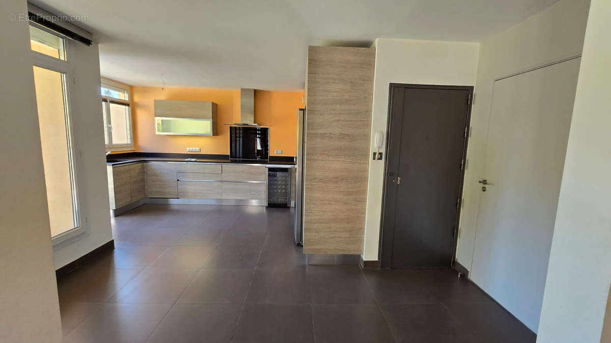 Appartement à MARSEILLE-9E