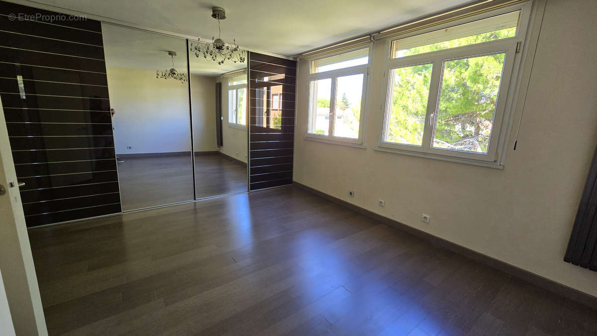 Appartement à MARSEILLE-9E