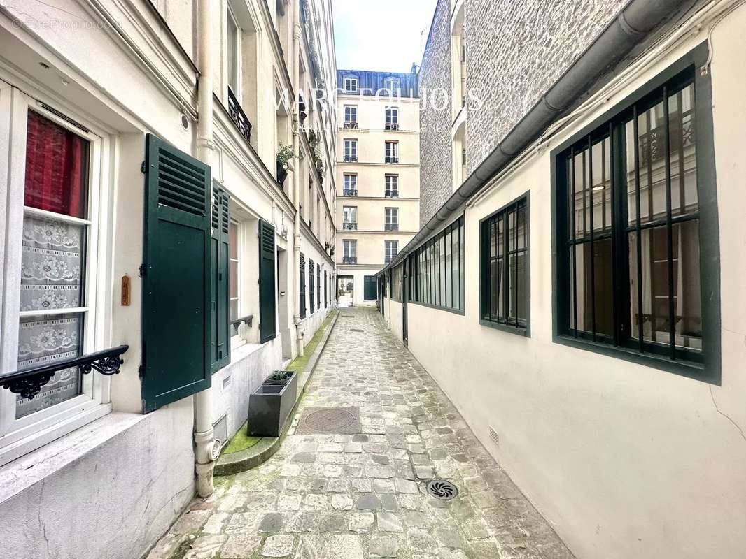 Maison à PARIS-14E