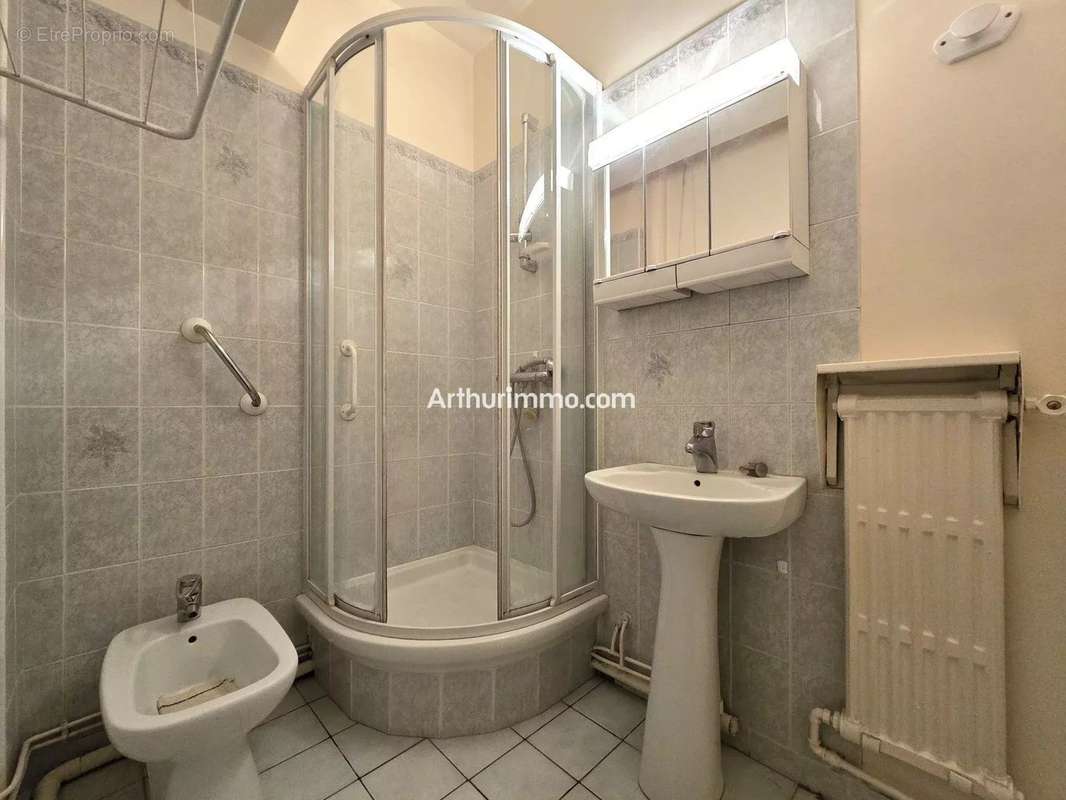 Appartement à PARIS-12E